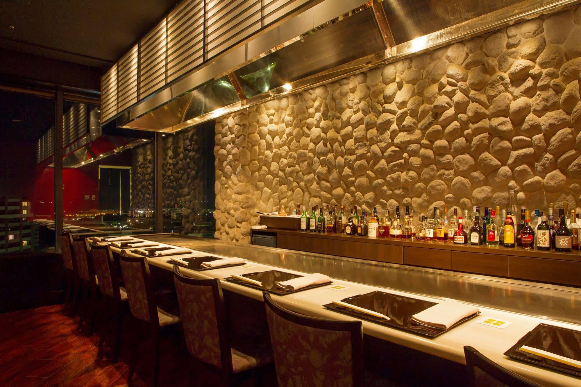 Kobe Seishin Oriental Hotel Exterior photo